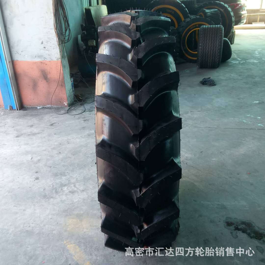 现货批发14.9-28农用拖拉机 灌溉胎 喷药机轮胎14.9-28R-1人字轮