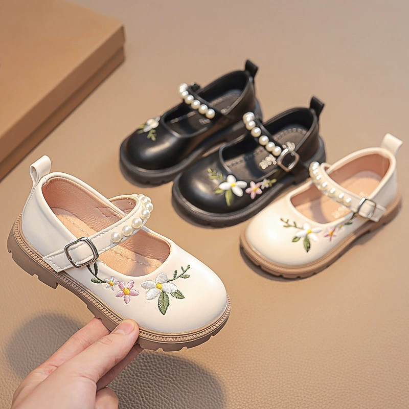Детские кожаные туфли для девочек, осень 2025, новые, с вышивкой, мягкая подошва, китайский стиль, туфли принцессы