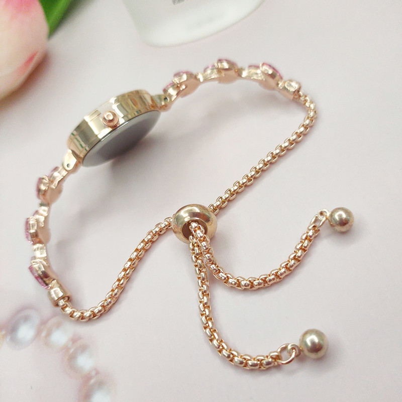 Women's Gender Casual Elegant Petal Magnet Buckle Quartz Women's Watches