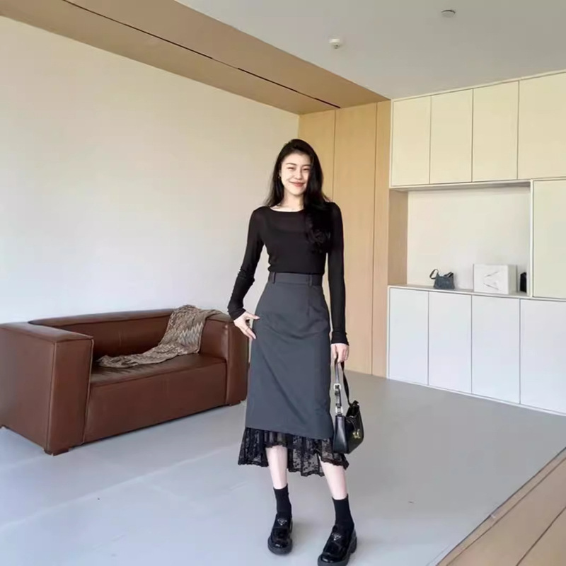 2026 Spring and Autumn New A-Star Heartbeat Ringing Bell Semi-Sheer Knitted Sweater Top + Lace Patchwork Slimming Skirt