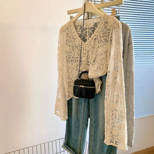 法式钩花镂空长袖蕾丝衬衫女春秋新款洋洋气漂亮独特上衣