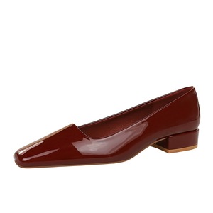 179-1 Wine red square head single shoes women's patent leather shallow mouth soft sole temperament versatile weddin