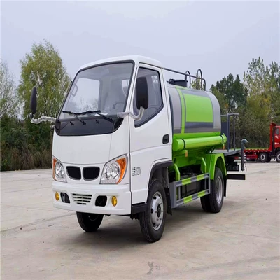Fukuda 3-Party Blue Brand Sprinkler Truck Manufacturers Supply 5 Tons of Construction Site Dust Truck Can Be Paid in Installments Price Concessions