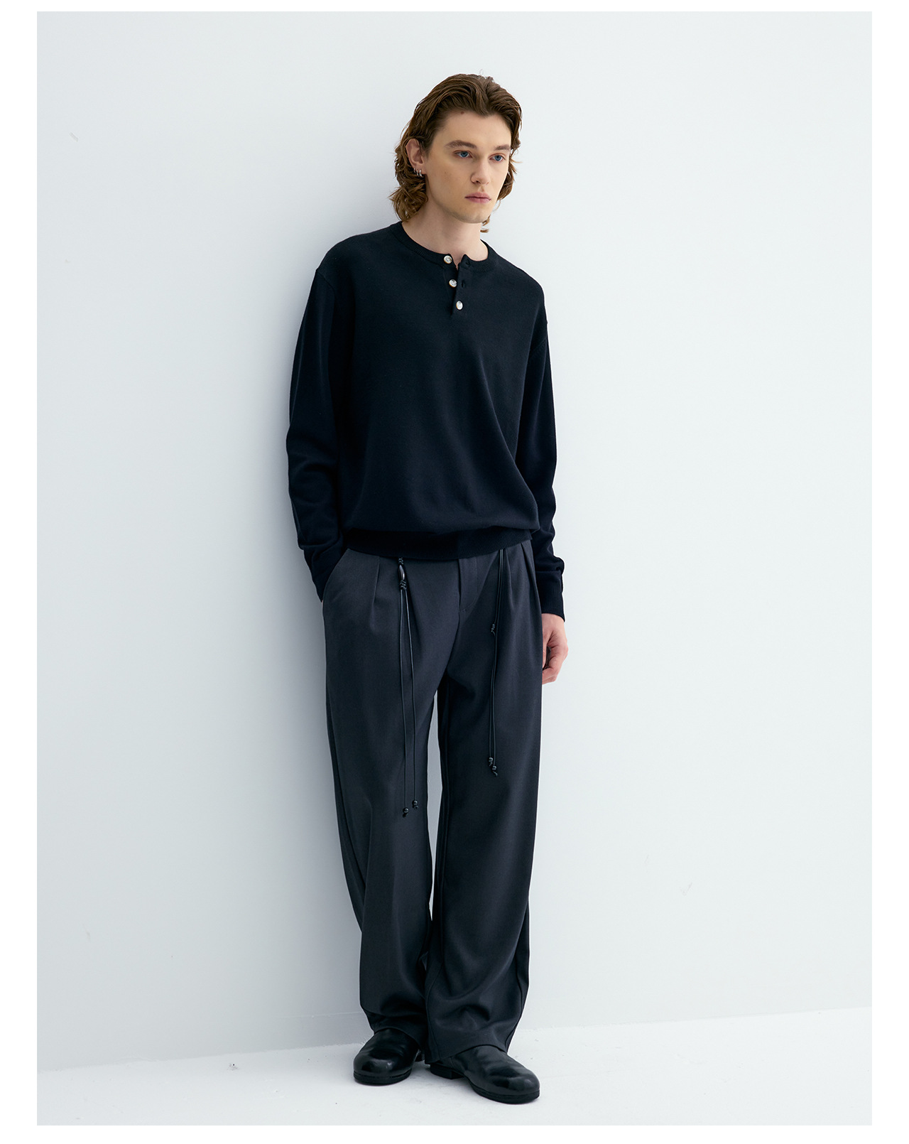 UNF 250g Henley Knit Sweater