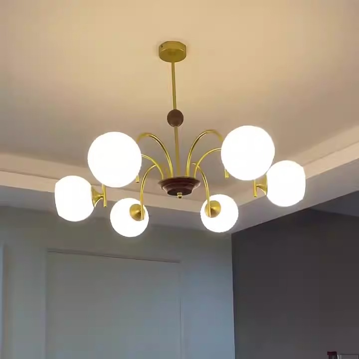 Lámpara de la sala de estar nórdica, luces de comedor de frijoles mágicos de estilo italiano, luces de habitación de dormitorio Bauhaus modernas y medievales