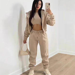 ���R�d�W��Ů�b�������Lѝ�ӽq�Bñ�l���\�ӕr�����e������������