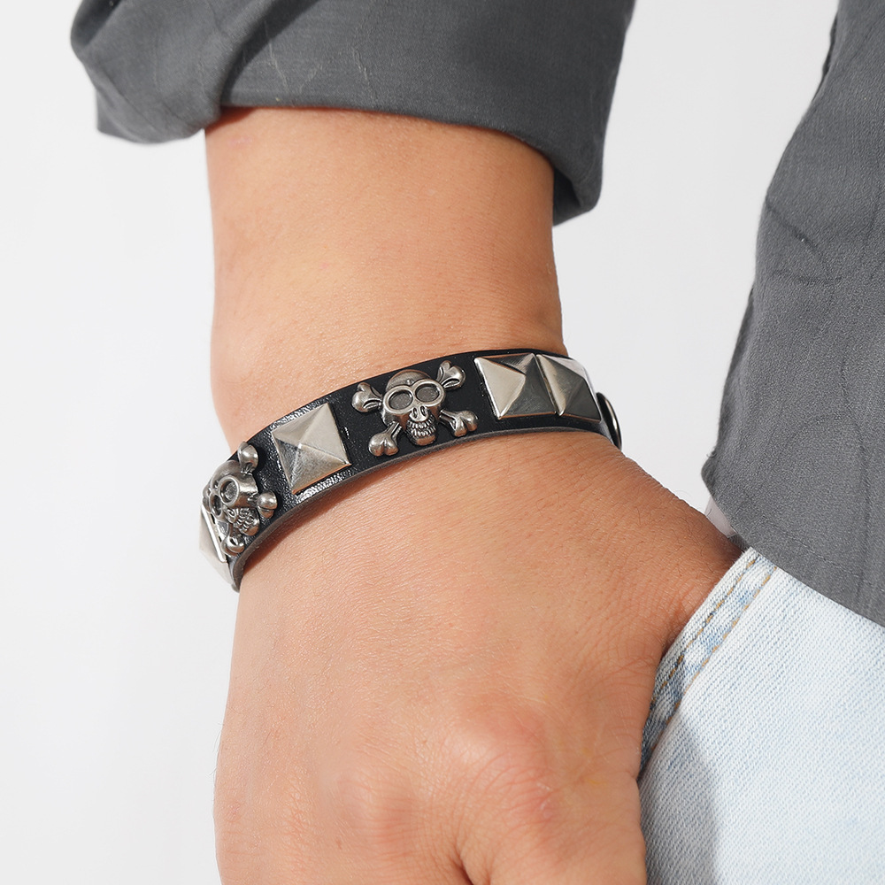 Geometric, Skull Pattern Men'S Gender Rock Punk Geometric Skull Pu Leather Men'S Bangle