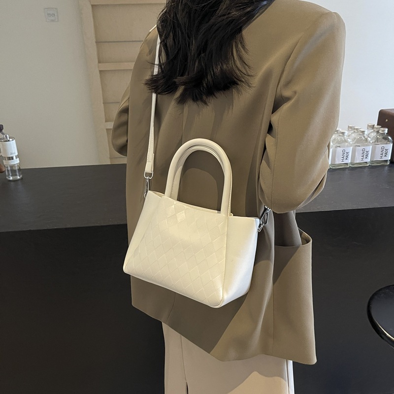 Diseño de moda, bolso de mano universal, bolso de mano para mujeres 2024, nuevo bolso de transporte de viaje, bolso de cubo de agua, bolso de cuadrícula de diamond.