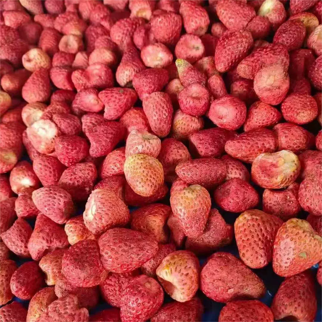 Freeze-dried Strawberry Pack, 20 g, Fruit Snack Cubes — Single Pack Options