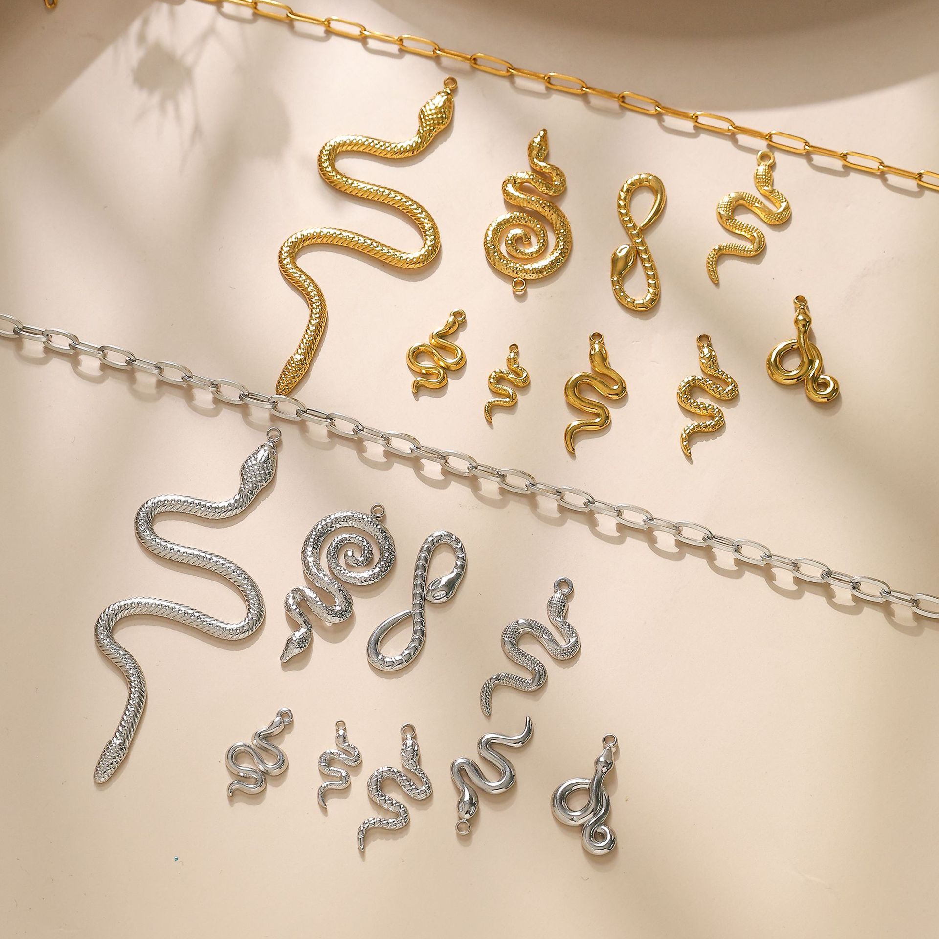 304 Stainless Steel Material Snake Pattern 1 Piece 304 Stainless Steel Snake Pendant