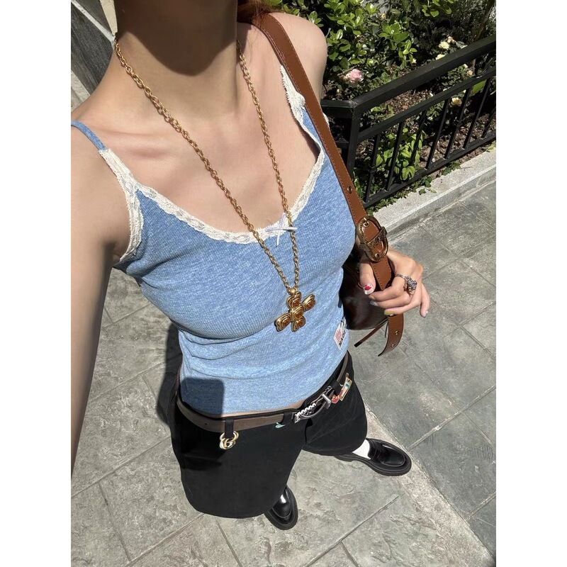 Slim-Fit Lace Western-Style Camisole, Same Style as Song Yanfei, Blue, Other Glossy Styles with Tags, Suitable for Layering Slim-Fit Lace Western-Style Camisole, Same Style as Song Yanfei, Blue, Other Glossy Styles with Tags, Suitable for Layering