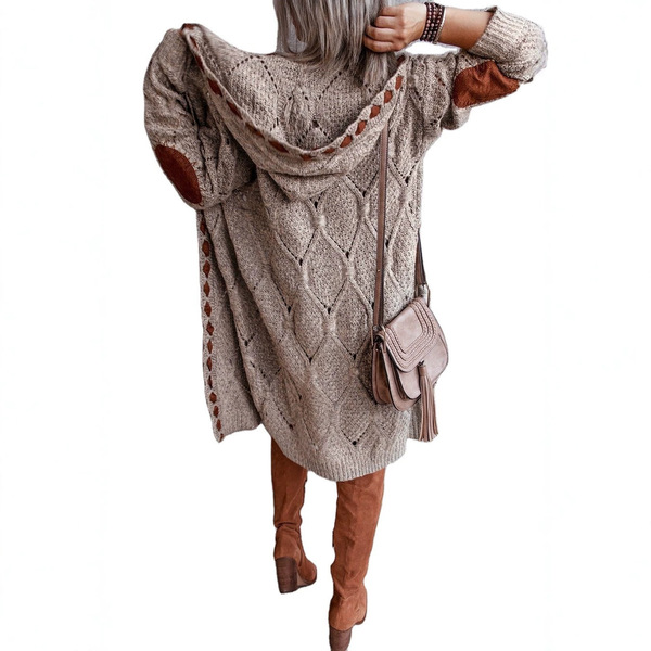 Spring knitted patch with hood