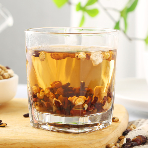 The manufacturer supplies red bean and barley tea in bulk. It can be made into triangular bags for tea. Direct supply and wholesale of Gorgon and Poria tea.