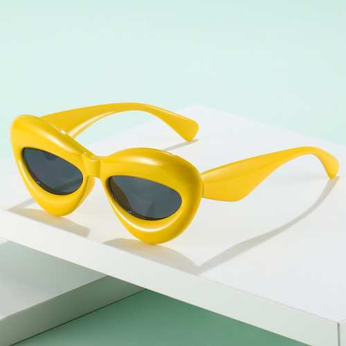 Cross-border European and American cat-eye sunglasses  new catwalk sunglasses cute candy color sunglasses concave shape