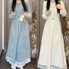 高级感白色法式连衣裙子女早秋季2025新款秋冬配大衣内搭打底长裙