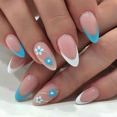 Fresh blue and white two-tone mandarin duck pattern cute floral almond nail art, suitable for sweet girls with a European and American Instagram style
