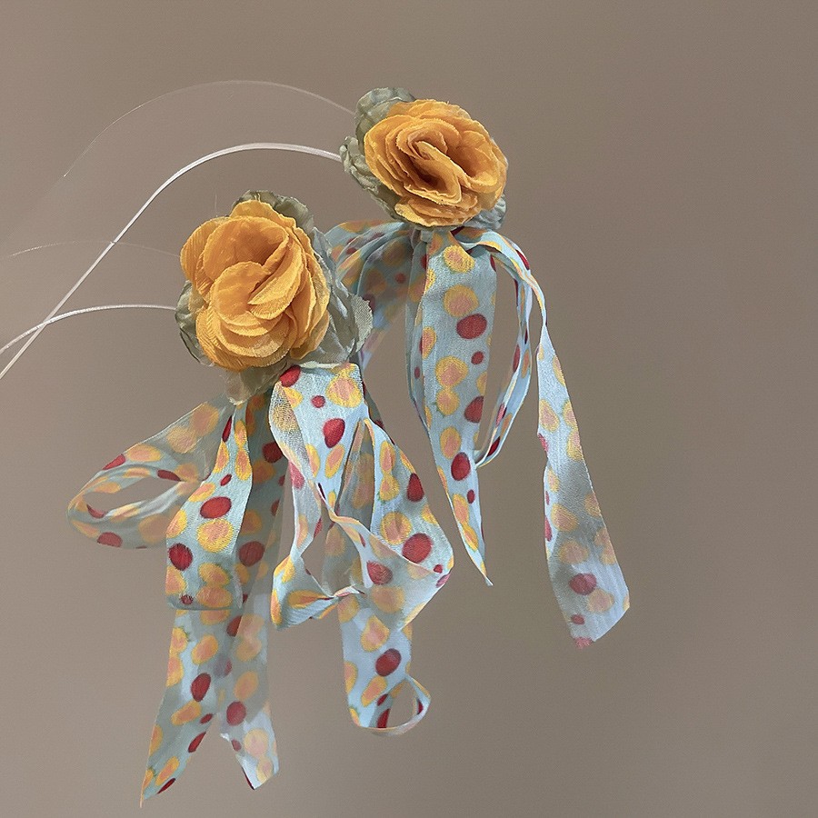 Pendientes de borla de flores de gasa de aguja de plata Pendientes de dopamina de bosque dulce Pendientes de todo fósforo de tendencia de nicho Mujeres al por mayor