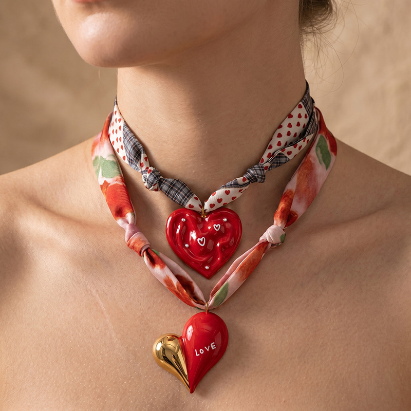 Taina joyas transfronterizas de tela larga goteo de aceite collar de amor ligero de lujo de alto nivel joyas de corazón de melocotón al por mayor