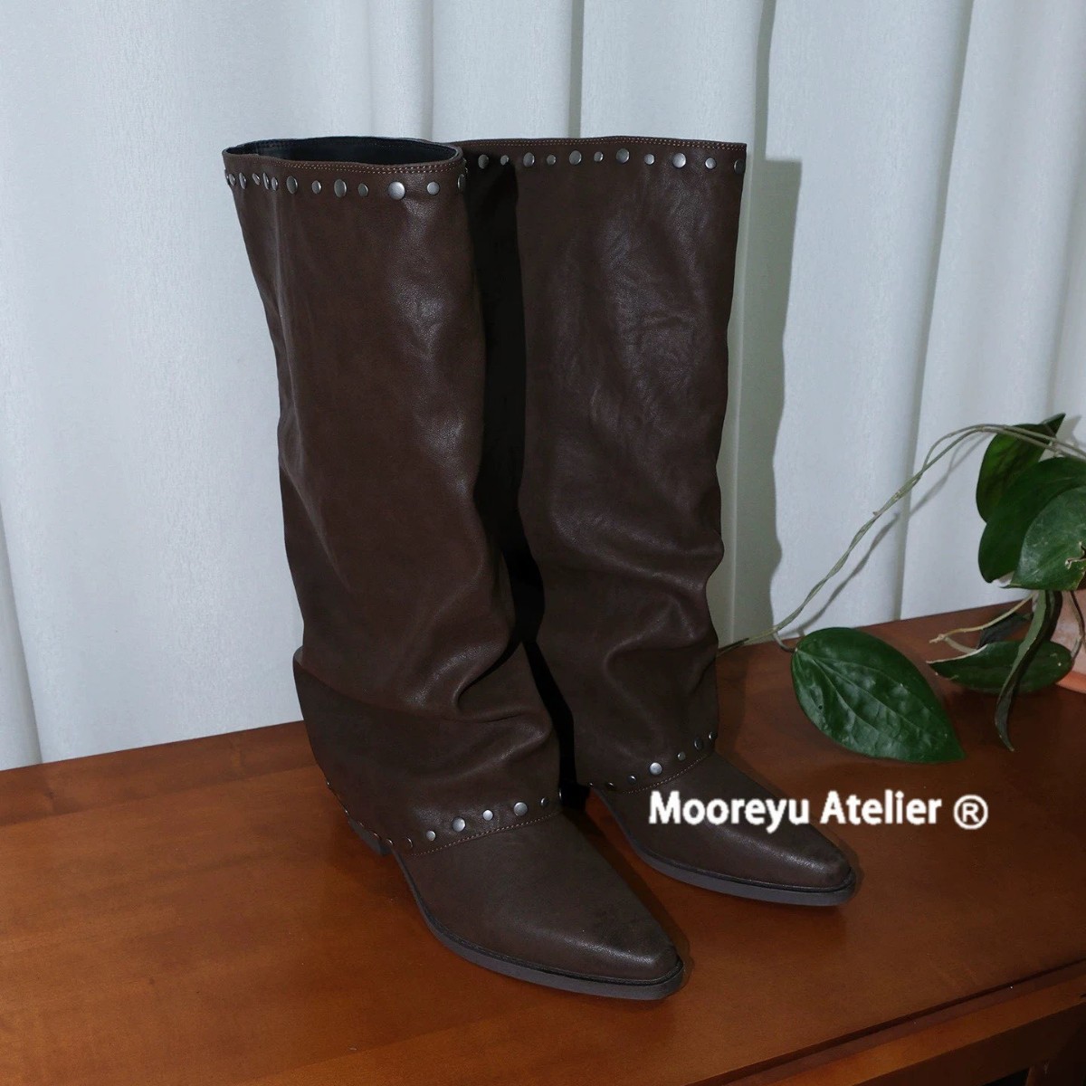 Mooryu Original Brown Trouser Boots for Women Retro Maillard Pointed Toe Knight Sexy Thick-Soled Rivet Boots for Women