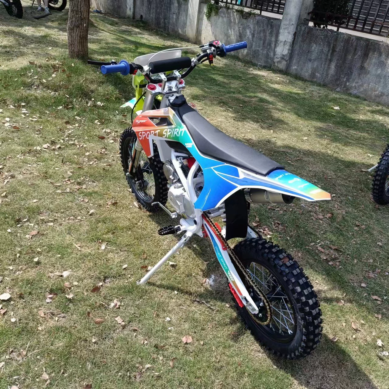 Производитель напрямую продаёт 150CC внедорожный мотоцикл для взрослых на двух колёсах, кроссовый мотоцикл, многоцветный, опциональные варианты