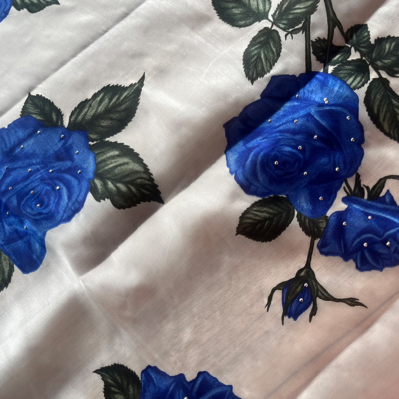 25 nuevo tejido de malla después de la tecnología lirio ergena impresión forjada posicionamiento tela de perforación ropa de moda de mujer tela de vestido