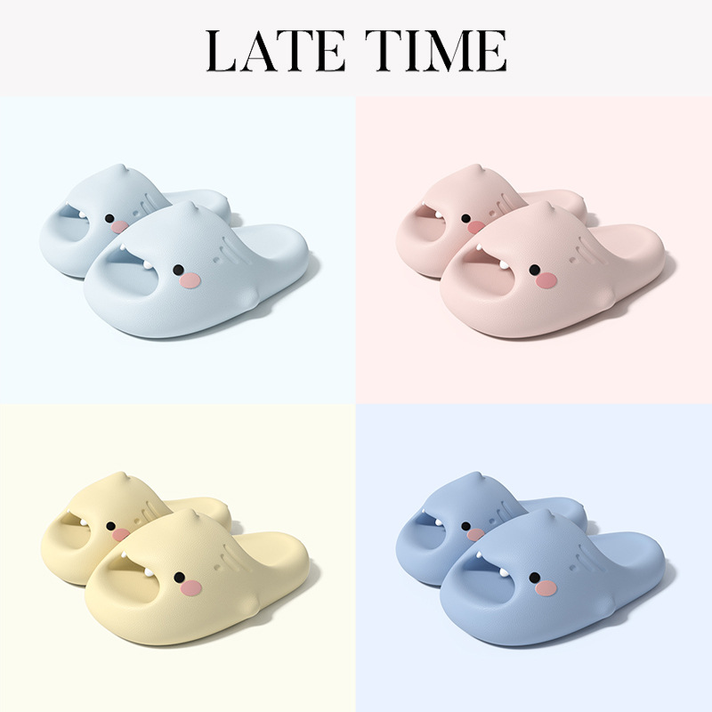 Cross-border explosions 2025 summer new cute shark children's slippers summer indoor boys and girls baby sandals