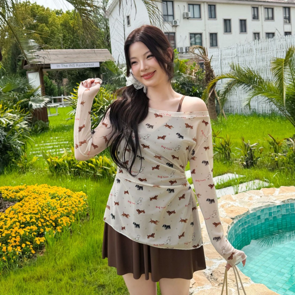 New swimsuit for plus-size women, slimming and flattering, cute puppy design, long-sleeved, mesh, sun-protective three-piece swimsuit
