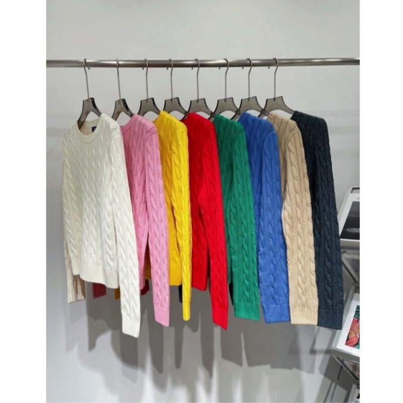 100% Wool Ralph Lauren Pony Logo Embroidered Cable Knit Slim-Fit Wool Sweater for Women with Round Neck 100% Wool Ralph Lauren Pony Logo Embroidered Cable Knit Slim-Fit Wool Sweater for Women with Round Neck