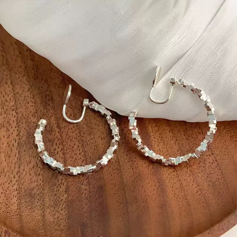 超闪碎银子素圈蚊香盘耳夹时尚通勤简约几何圆圈高级感无耳洞耳环