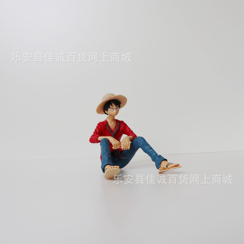 3 색 선택적인 앉아있는 루피 자동차 장식품 루피 케이크 핸드 오피스 도매 원피스 루피 자동차 액세서리