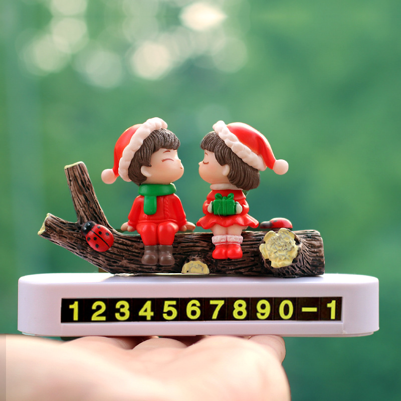 Coche pareja muñeca decoración placa de estacionamiento automóvil estacionamiento temporal placa de número de teléfono de automóvil móvil celebridad de Internet dibujos animados mujer
