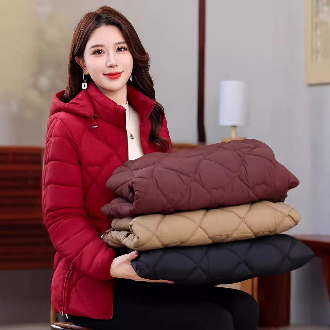 Transfronterizos invierno plumón de algodón mujer corta ropa de madres suelta chaqueta de algodón gruesa de mediana edad versátil chaqueta de algodón moda image 4
