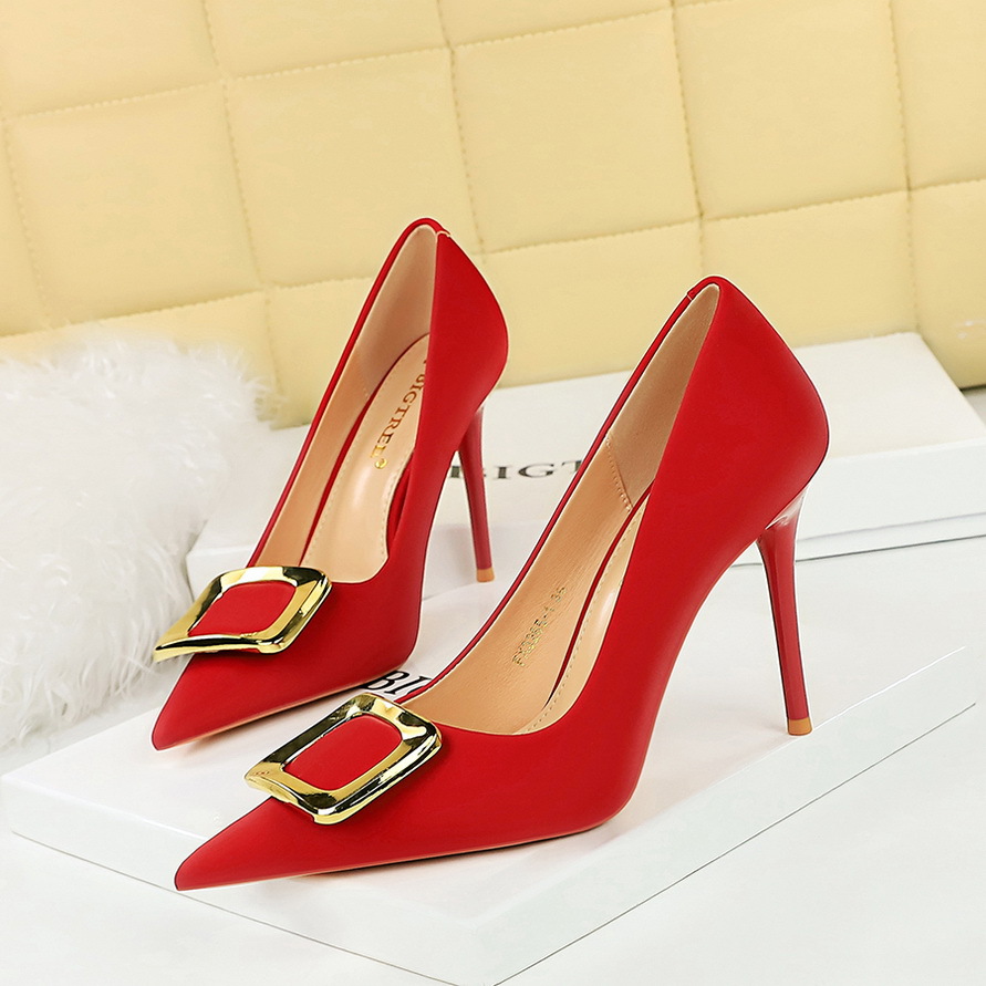 3265-K7 European And American Style Party Fashion Heels Stiletto Shallow Mouth Pointed Toe Sexy Slimming Metal Buckle_vogvips.com