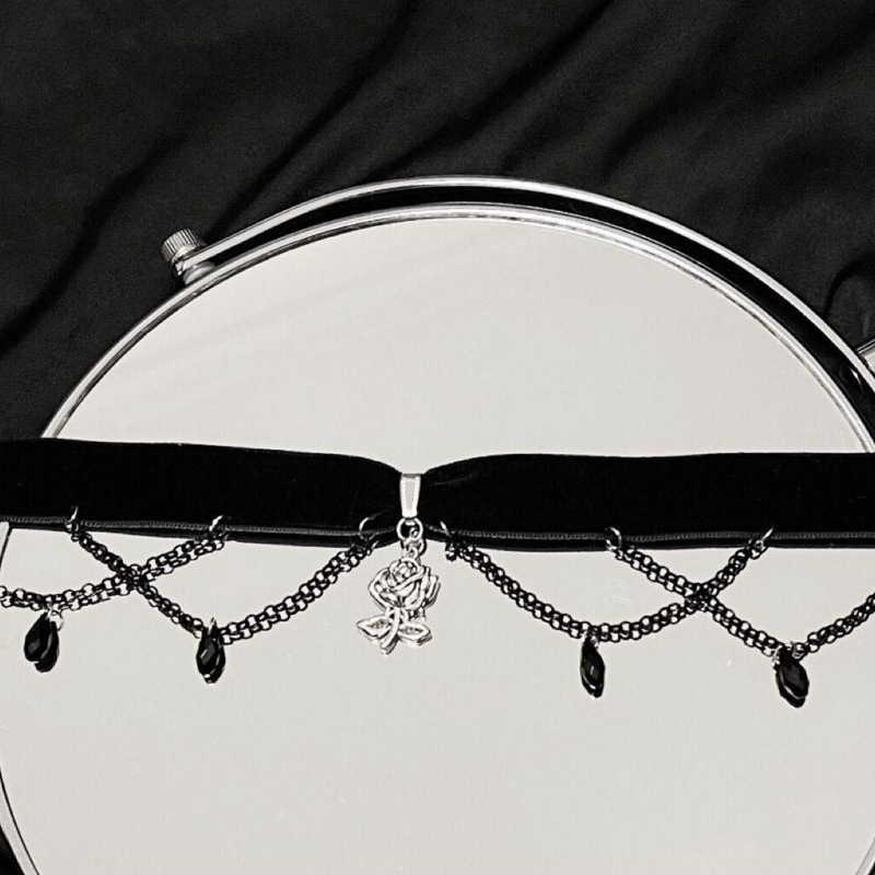 Women's, Couple Gender Romantic Simple Style Cross Heart Shape Rose Alloy Choker Wholesale