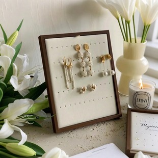 �F؛�ں���ɫ��ʽ��ָչʾ�ܶ��h����Ʒ��ܽ�ֱָ���[�����
