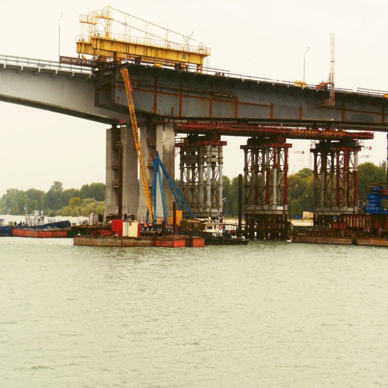 渗透结晶防水涂膜，施工时戴口罩手套！渗透结晶防水涂膜