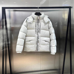 M家25宋茜新款羽绒服男女同款户外防寒保暖情侣上衣外套厂家直销
