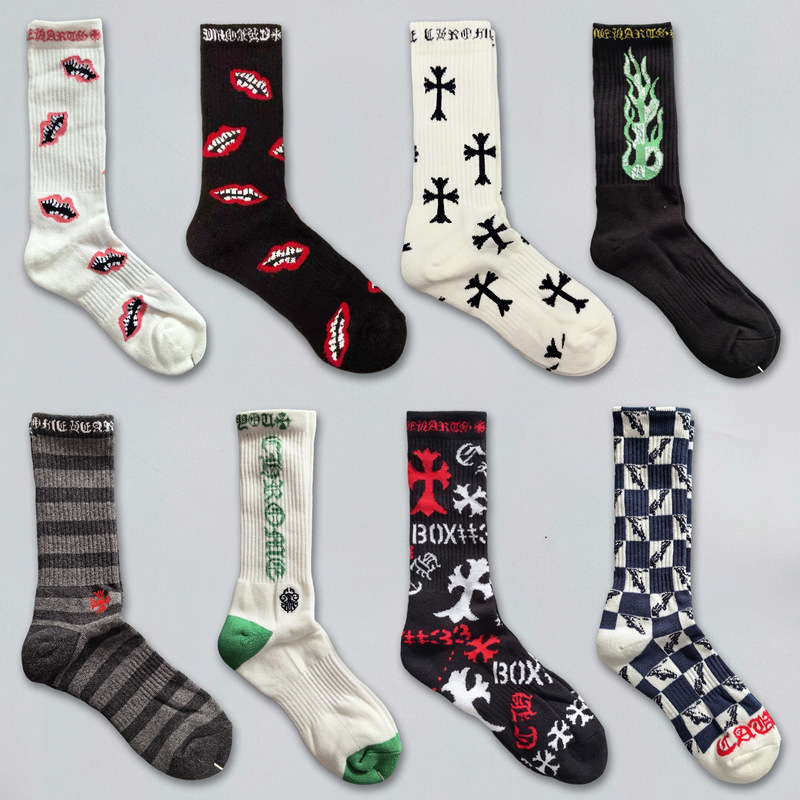 Crowe Love Socks Graffiti Red Lips Striped Letters Towel Bottom Unisex Mid-Calf Sports Socks Street Style Couple Version