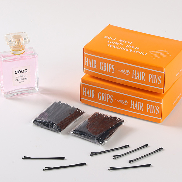 Manufacturer of bold hair clips for makeup artists