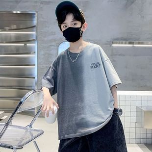 �ļ�����T���д�ͯ�к��¿��·� ��ͯ�������e�����������Qͯ�b
