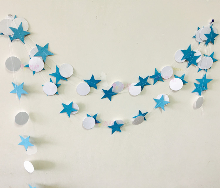 Festbanderoller och triangulära vimplar för skolfester_voghion.com