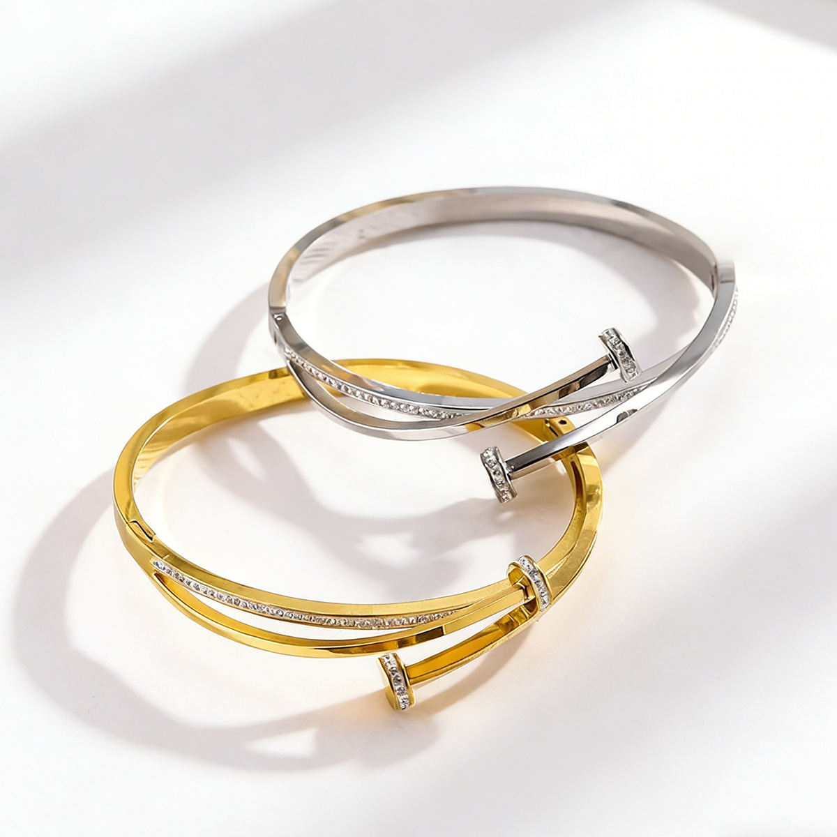 Small design gold bracelet stainless steel