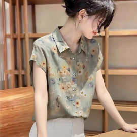 2026年夏季新款油画风碎花翻领短袖衬衫女装法式洋气显瘦百搭上衣