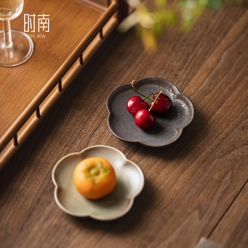 Chinese-Style Pastry Plate, Ceramic Small Dish, Exquisite Mini Dessert Plate, Snack Plate, Afternoon Tea Snack Plate, Snack Presentation Plate Chinese-Style Pastry Plate, Ceramic Small Dish, Exquisite Mini Dessert Plate, Snack Plate, Afternoon Tea Snack Plate, Snack Presentation Plate