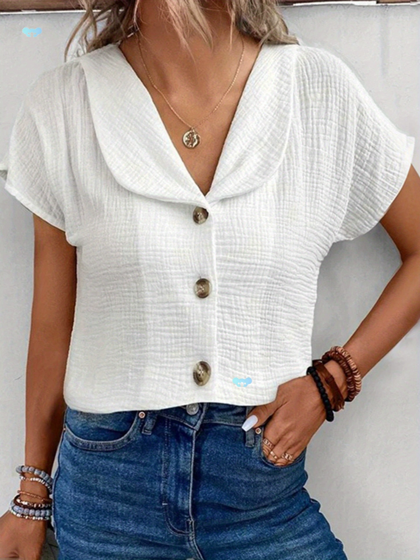 Женская летняя повседневная рубашка-топ однотонная короткая с коротким рукавом