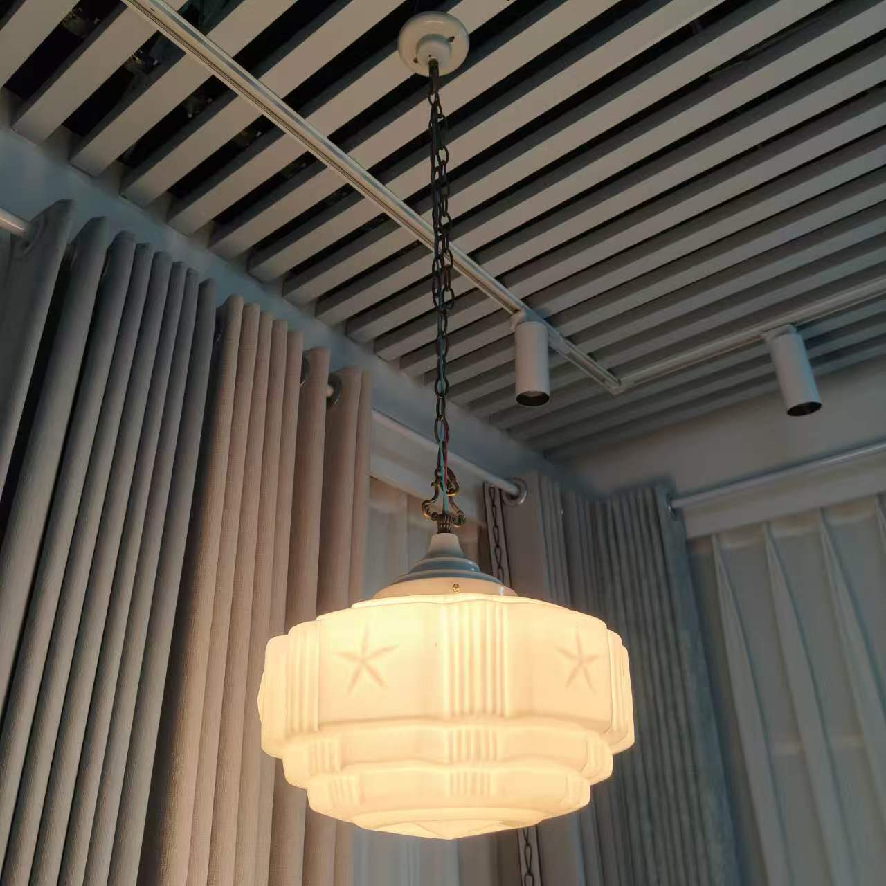 Glass chandelier, Republic of China era auditorium lamp, large five-star decorative lighting, church conference room retro nostalgic old Shanghai chandelier