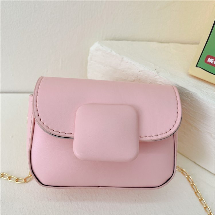 Girl'S Pu Leather Solid Color Cute Square Flip Cover Crossbody Bag display picture 7