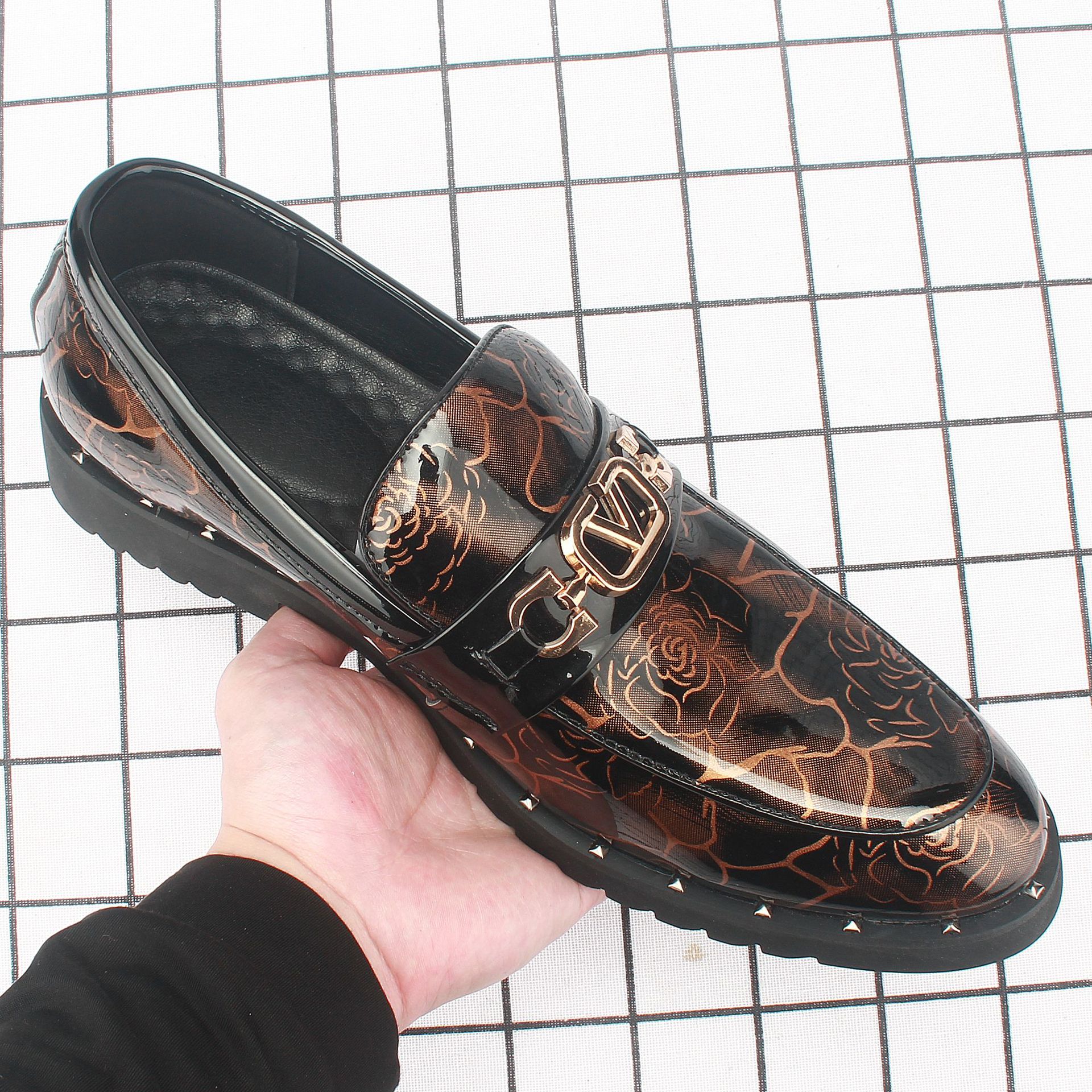 2022�ļ�����Ь����ʽ����ƤЬ�п�������ʿ������װ͸����Ь224