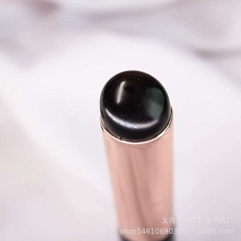 Silicone Makeup Applicator — Handheld Matte Foundation & Lip Brush, Black, Reusable