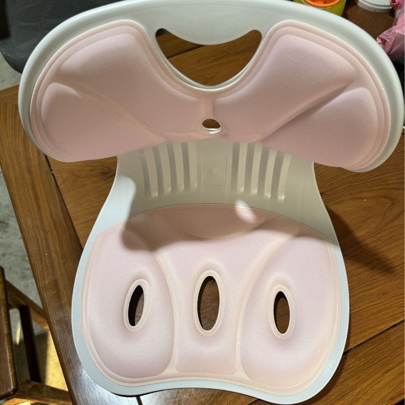 オフィスは長く座っていますが、疲れません。クッションの神器です。|undefined